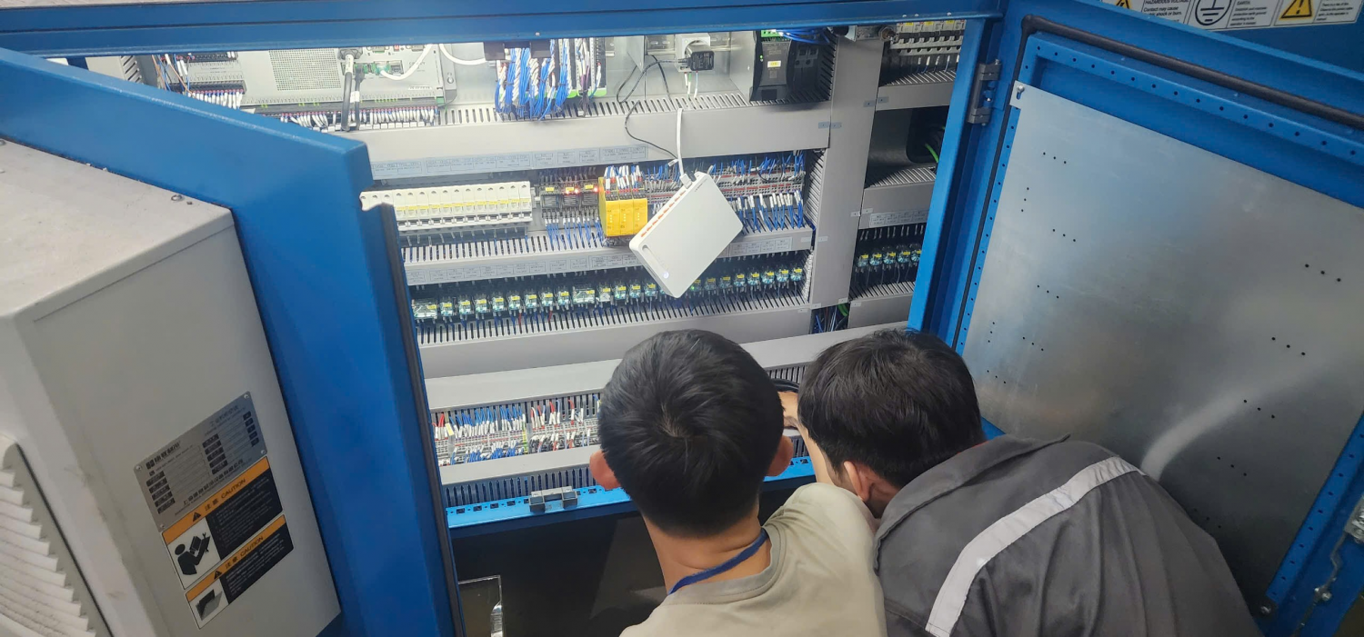 Sửa chữa vỉ mạch máy ép nhựa