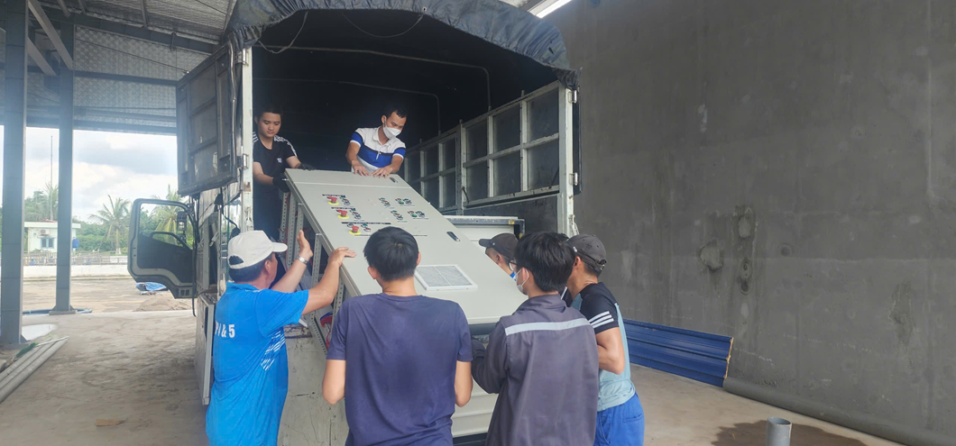 lắp đặt hệ thống tủ điều khiển