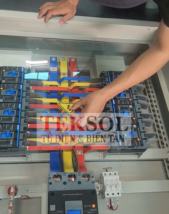 Cung Cấp Lắp Đặt Tủ điện phân phối cho nhà trọ nhiều tầng