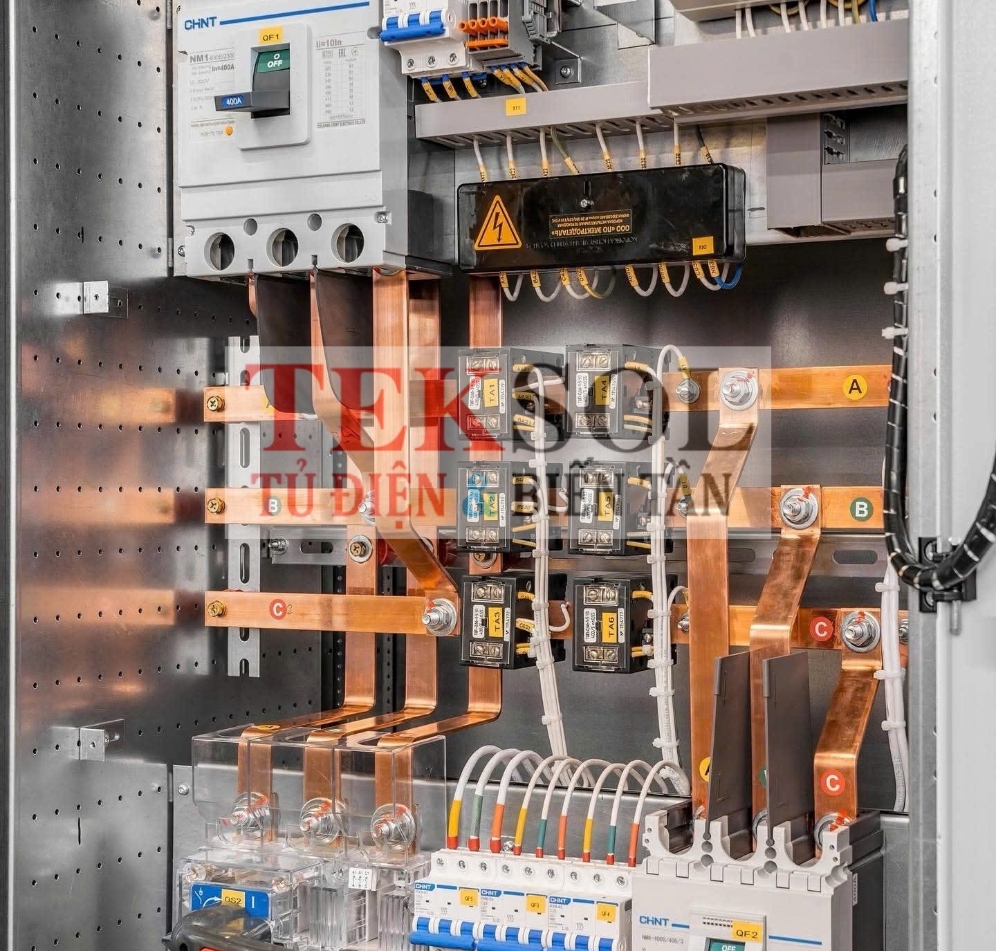 Cung Cấp Lắp Đặt Tủ điện phân phối Uy Tín cho khách sạn cao tầng