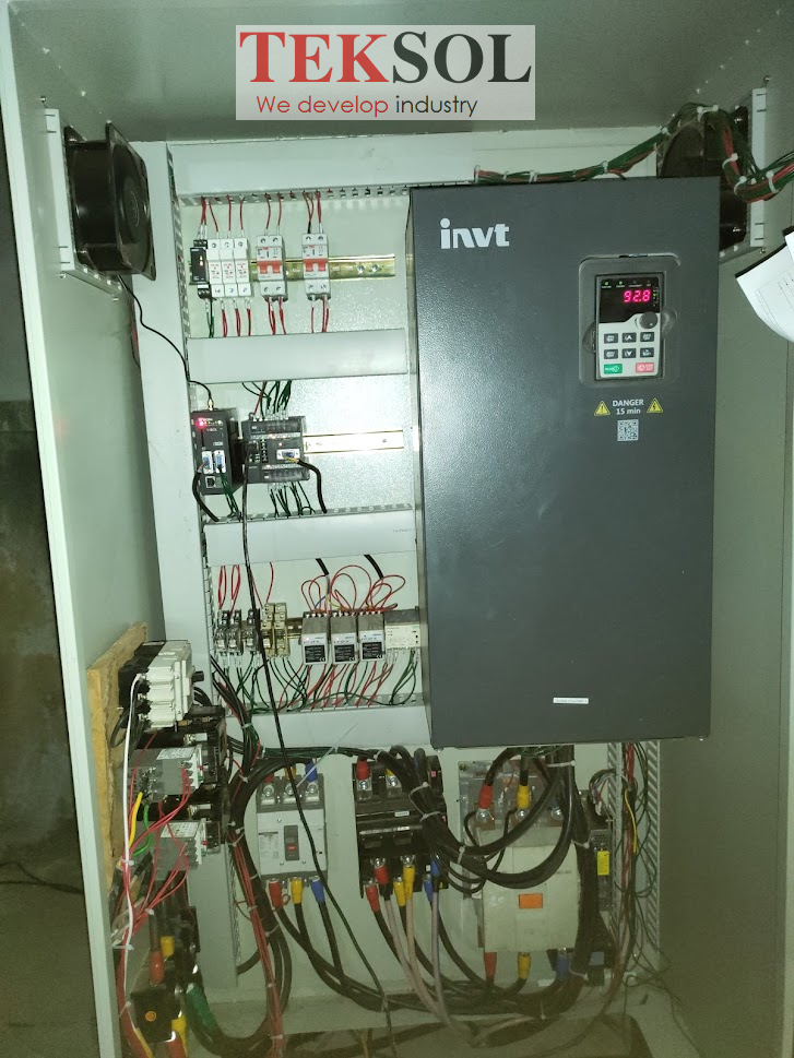 Thiết kế cung cấp lắp đặt tủ điện nhà máy nước sạch