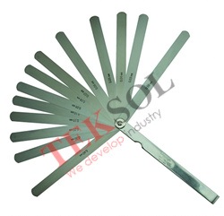 Bộ dưỡng đo bề dày Mitutoyo 184-302S 0.03-0.5mm/13 lá/150mm