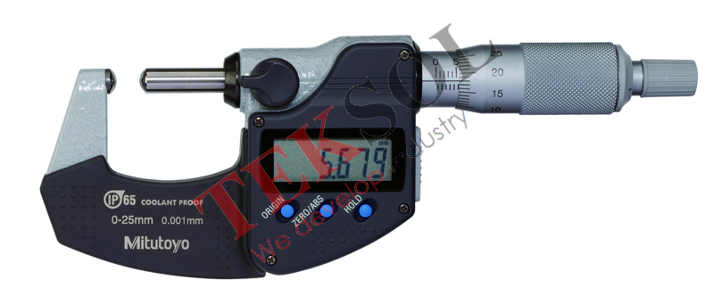 Panme điện tử đo ống 395-271-30 0-25mm x 0.001