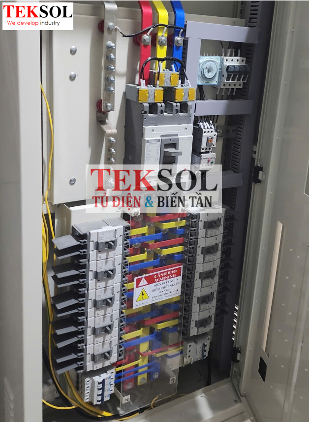 LẮP ĐẶT TỦ ĐIỆN PHÂN PHỐI - TỦ ĐIỆN CẤP NGUỒN